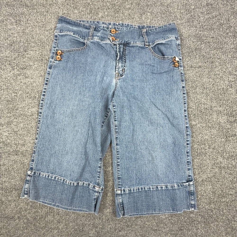 Faded Glory Womens 16 Blue Denim Bermuda Shorts Relaxed Fit Stretch FGL15593